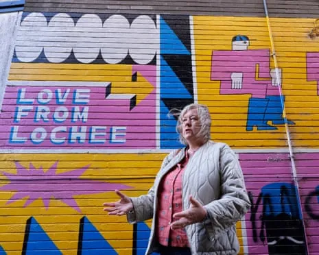 The Scottish Town Rejects Elon Musk's Provocations, Celebrating Togetherness Instead